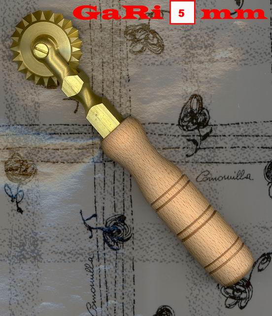 Pastry wheel mm 5