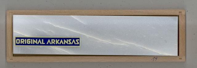  Arkansas stone cm. 19